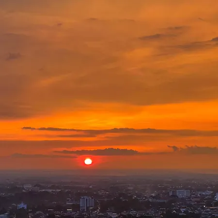Sunset View Homestay Near Lake Garden W/ Swimming Pool Taiping Exterior photo