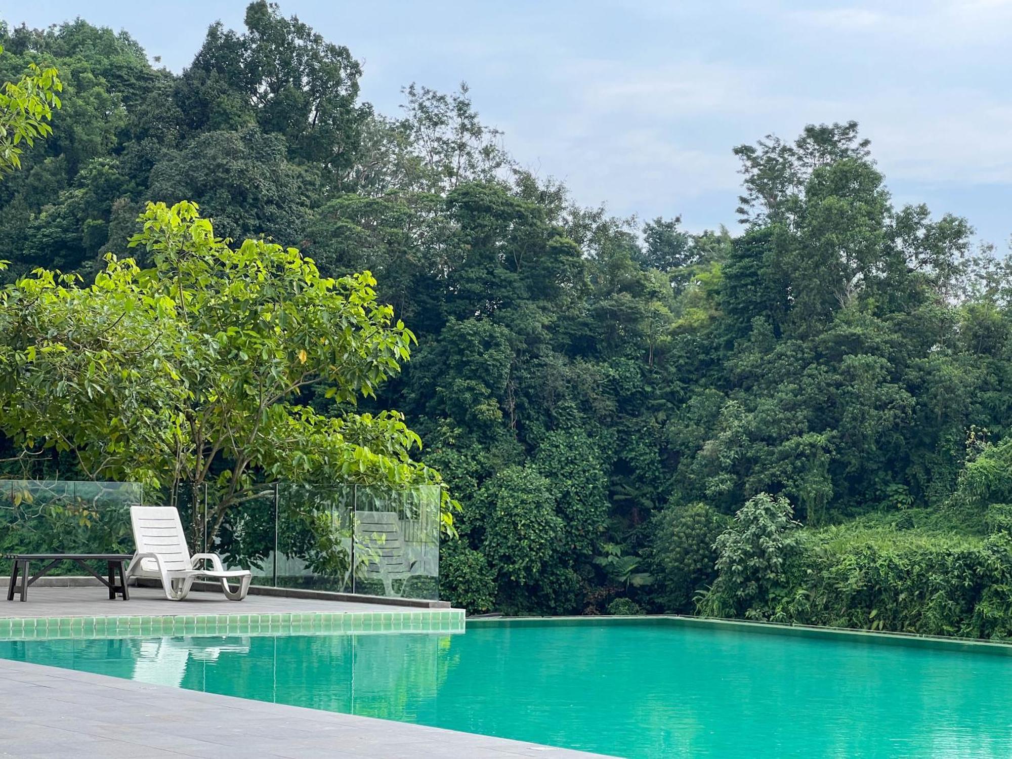Sunset View Near Garden W/ Swimming Pool *